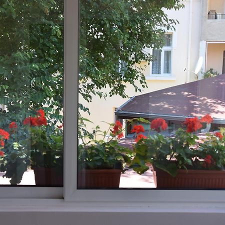 Нестандартно Бутиково Студио За Двама Романтика 바르나 외부 사진